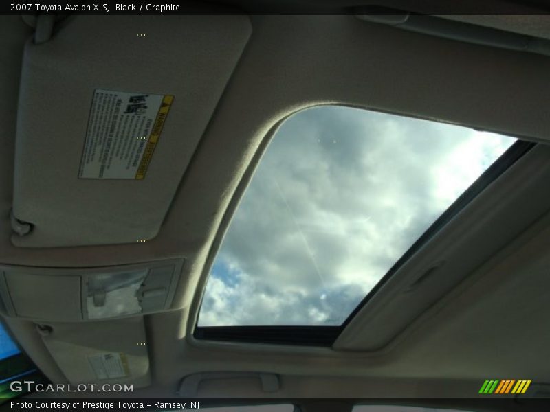 Black / Graphite 2007 Toyota Avalon XLS