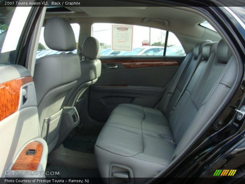 Black / Graphite 2007 Toyota Avalon XLS