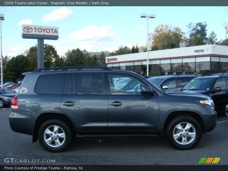 Magnetic Gray Metallic / Dark Gray 2009 Toyota Land Cruiser