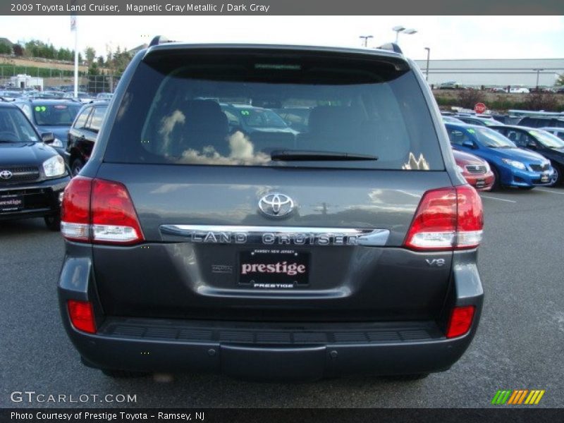 Magnetic Gray Metallic / Dark Gray 2009 Toyota Land Cruiser
