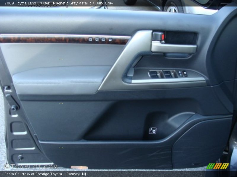 Magnetic Gray Metallic / Dark Gray 2009 Toyota Land Cruiser
