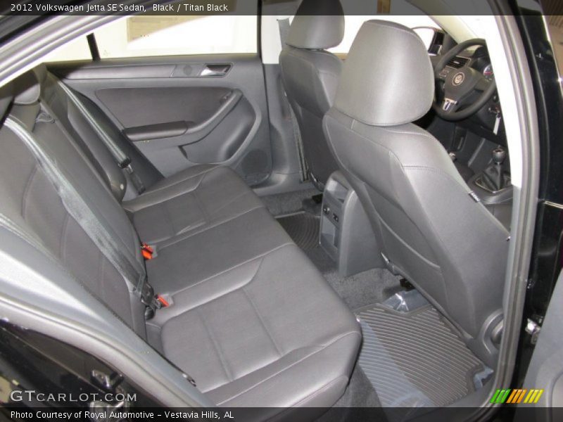 Black / Titan Black 2012 Volkswagen Jetta SE Sedan