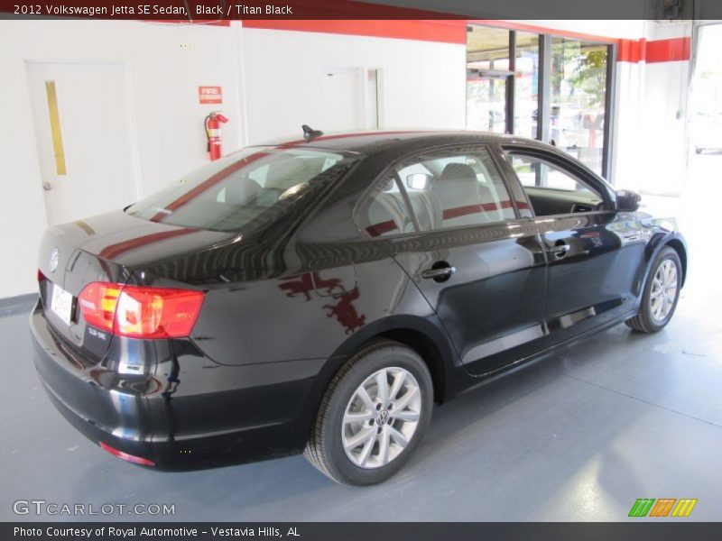 Black / Titan Black 2012 Volkswagen Jetta SE Sedan