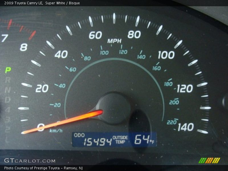 Super White / Bisque 2009 Toyota Camry LE