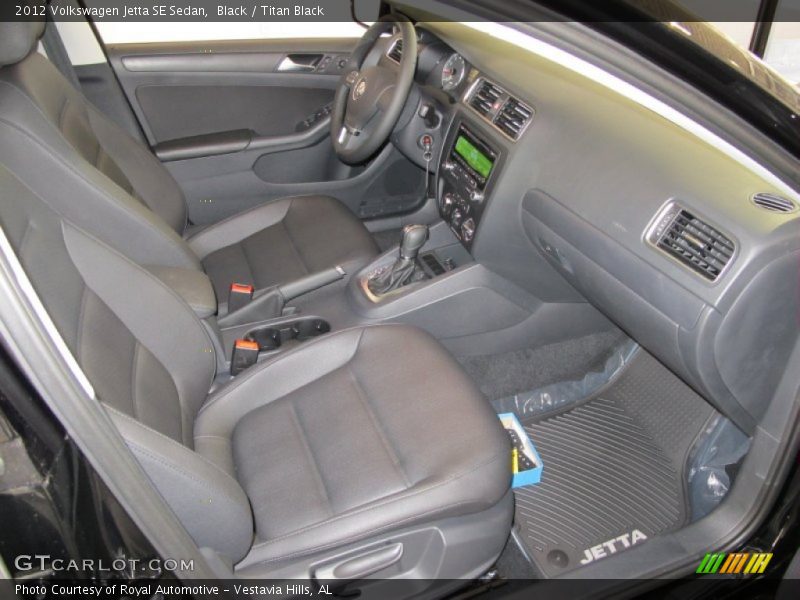 Black / Titan Black 2012 Volkswagen Jetta SE Sedan