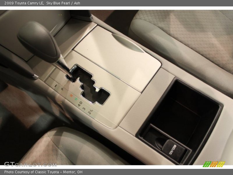 Sky Blue Pearl / Ash 2009 Toyota Camry LE