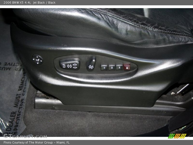 Jet Black / Black 2006 BMW X5 4.4i