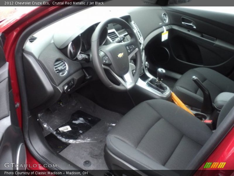  2012 Cruze Eco Jet Black Interior