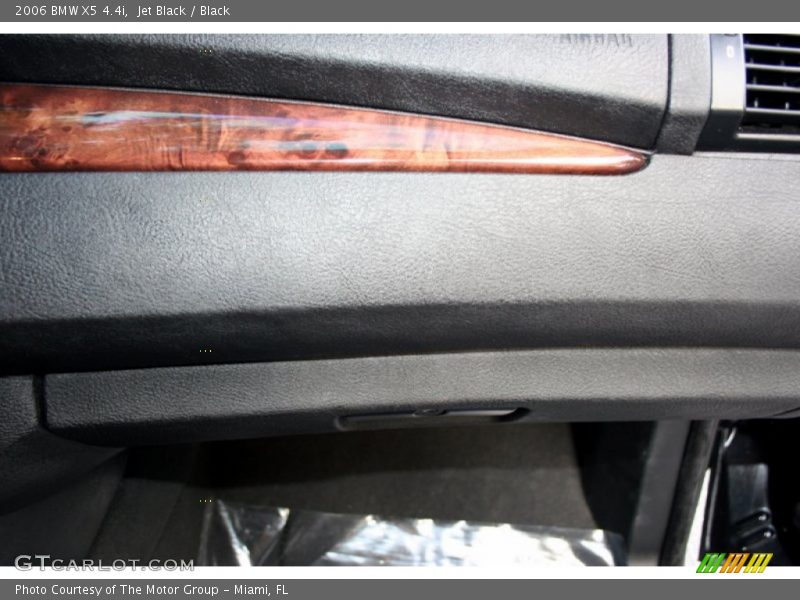 Jet Black / Black 2006 BMW X5 4.4i