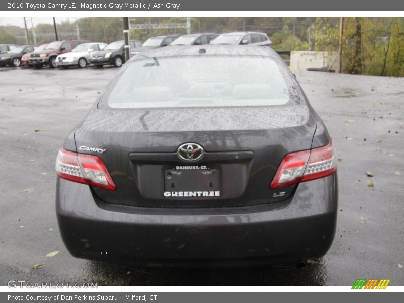 Magnetic Gray Metallic / Ash Gray 2010 Toyota Camry LE