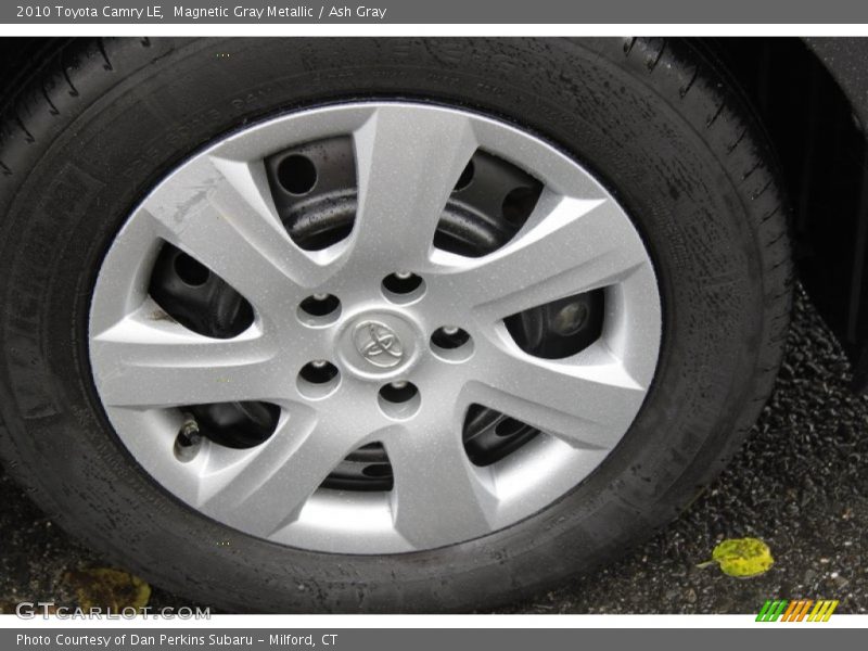 Magnetic Gray Metallic / Ash Gray 2010 Toyota Camry LE