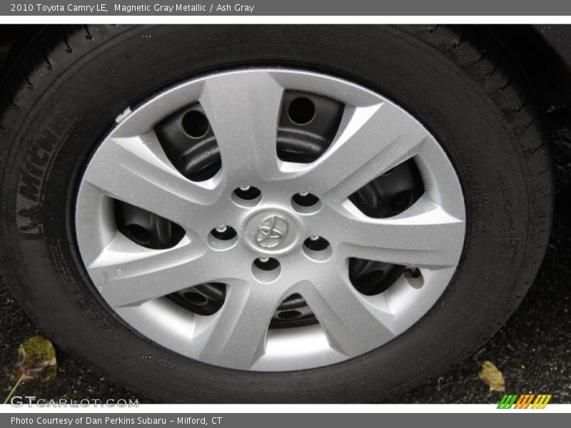 Magnetic Gray Metallic / Ash Gray 2010 Toyota Camry LE