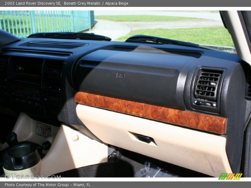 Bonatti Grey Metallic / Alpaca Beige 2003 Land Rover Discovery SE