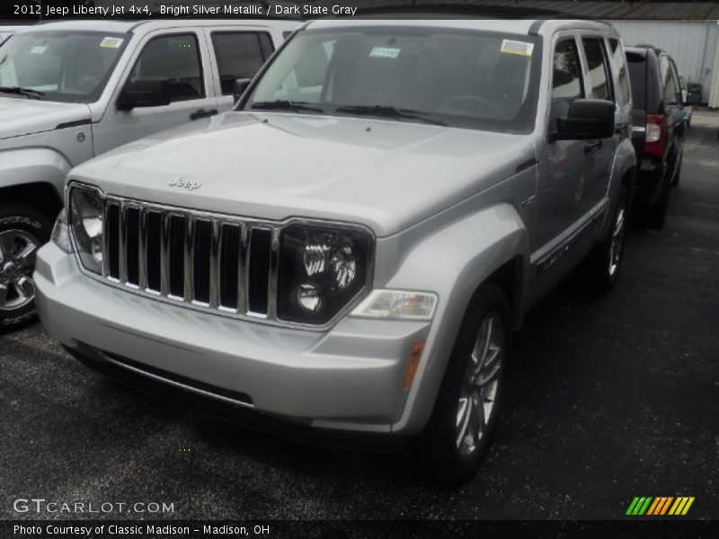 Bright Silver Metallic / Dark Slate Gray 2012 Jeep Liberty Jet 4x4