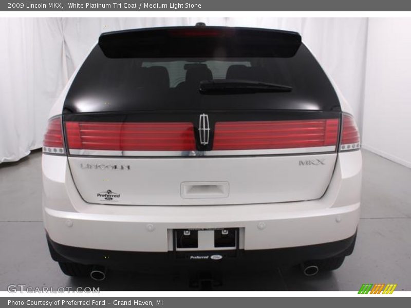 White Platinum Tri Coat / Medium Light Stone 2009 Lincoln MKX