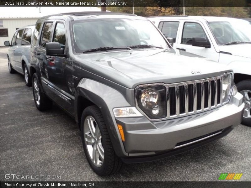 Mineral Gray Metallic / Dark Slate Gray 2012 Jeep Liberty Jet 4x4