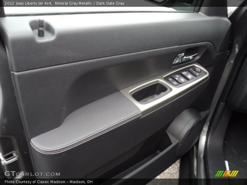 Mineral Gray Metallic / Dark Slate Gray 2012 Jeep Liberty Jet 4x4
