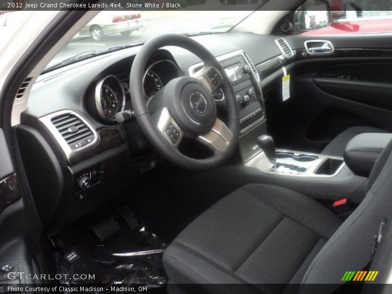 Stone White / Black 2012 Jeep Grand Cherokee Laredo 4x4