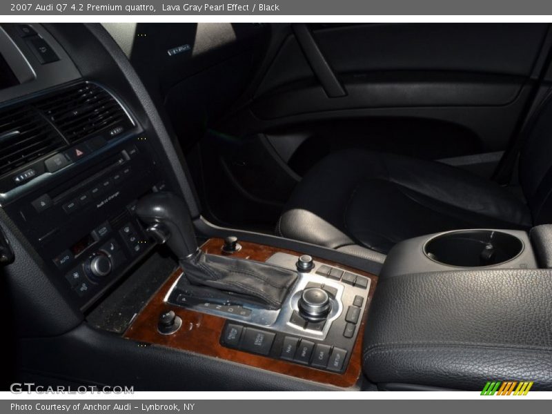 Lava Gray Pearl Effect / Black 2007 Audi Q7 4.2 Premium quattro