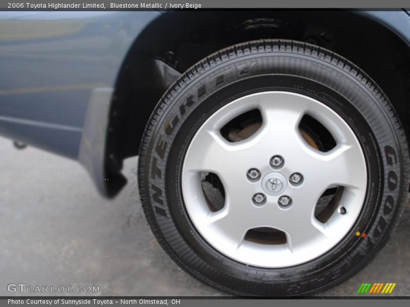 Bluestone Metallic / Ivory Beige 2006 Toyota Highlander Limited