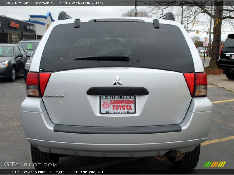 Liquid Silver Metallic / Black 2007 Mitsubishi Endeavor LS