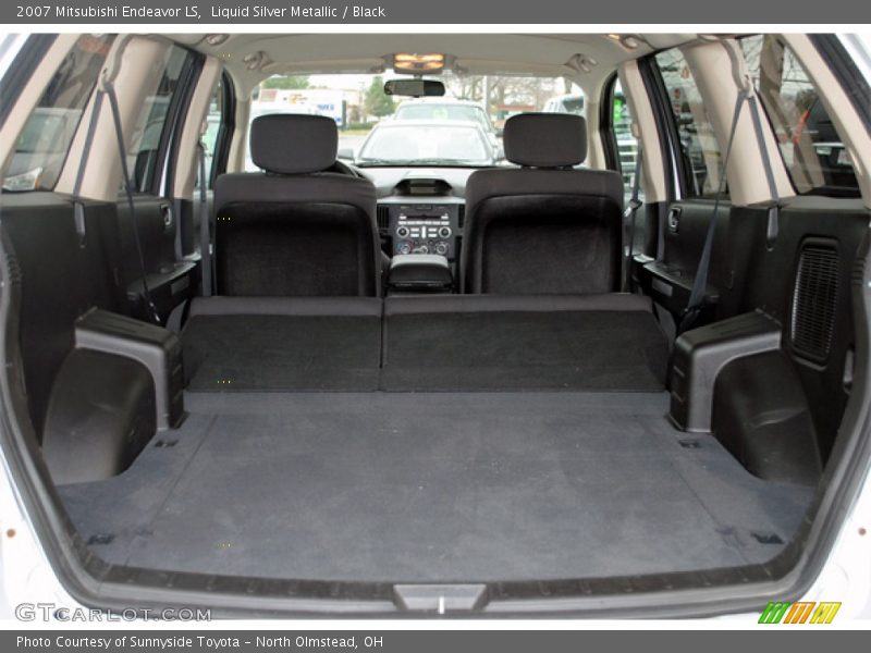  2007 Endeavor LS Trunk