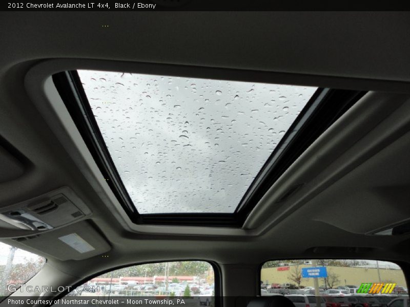 Black / Ebony 2012 Chevrolet Avalanche LT 4x4