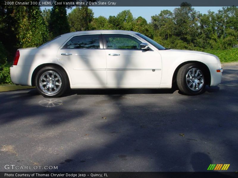 Cool Vanilla White / Dark Slate Gray 2008 Chrysler 300 C HEMI