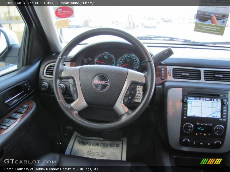 Dashboard of 2009 Yukon XL SLT 4x4