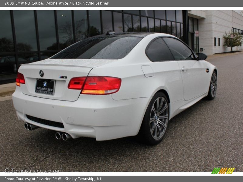 Alpine White / Black Novillo Leather 2009 BMW M3 Coupe