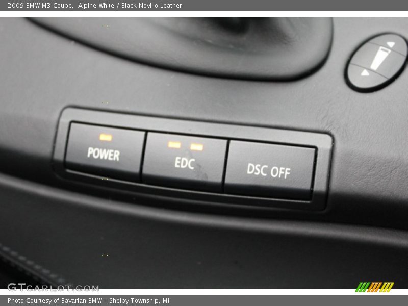 Alpine White / Black Novillo Leather 2009 BMW M3 Coupe