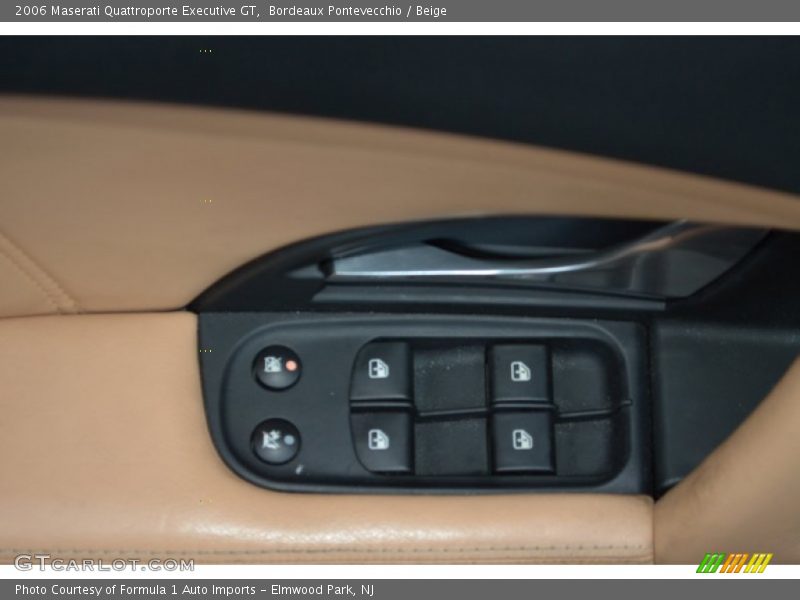 Bordeaux Pontevecchio / Beige 2006 Maserati Quattroporte Executive GT