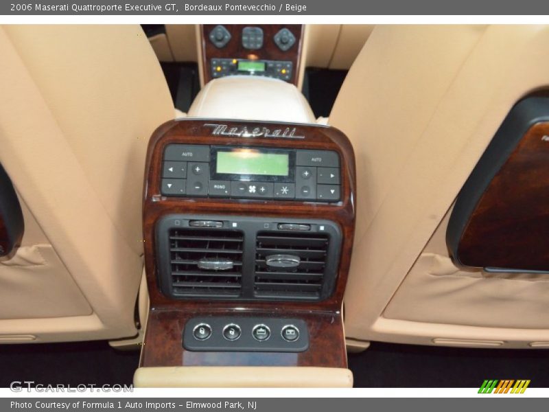 Bordeaux Pontevecchio / Beige 2006 Maserati Quattroporte Executive GT