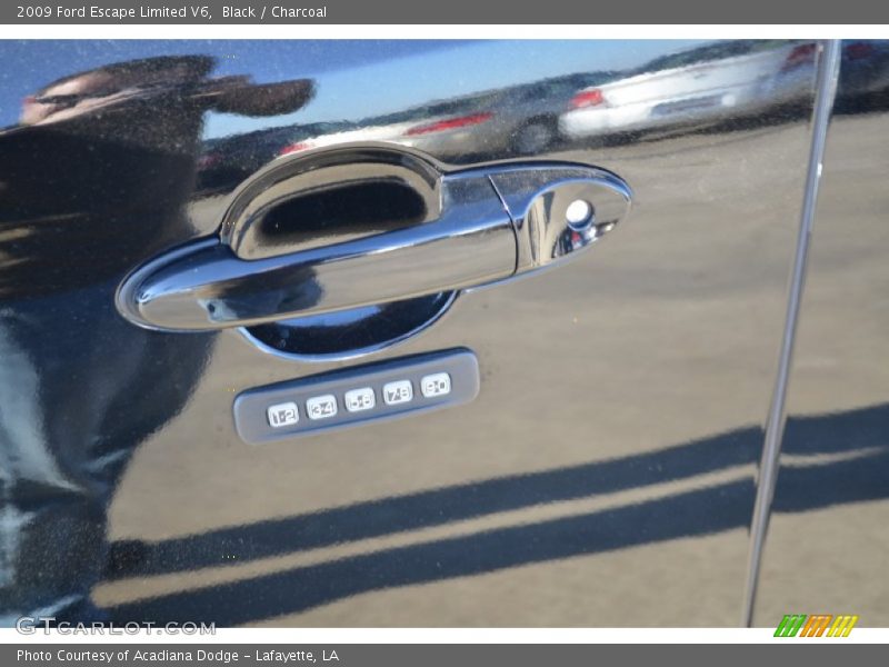Black / Charcoal 2009 Ford Escape Limited V6