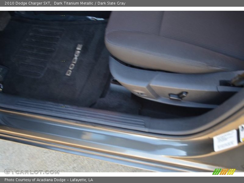 Dark Titanium Metallic / Dark Slate Gray 2010 Dodge Charger SXT