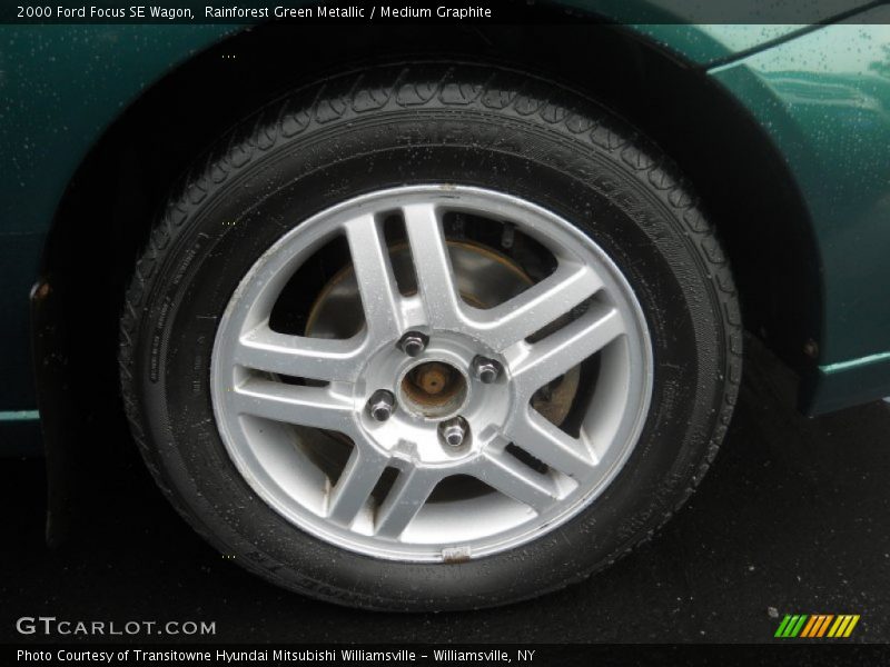  2000 Focus SE Wagon Wheel