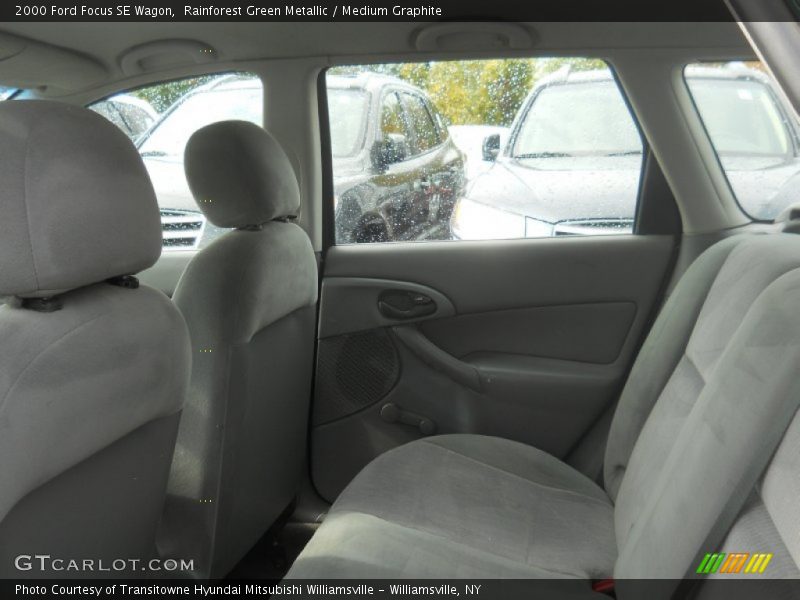  2000 Focus SE Wagon Medium Graphite Interior
