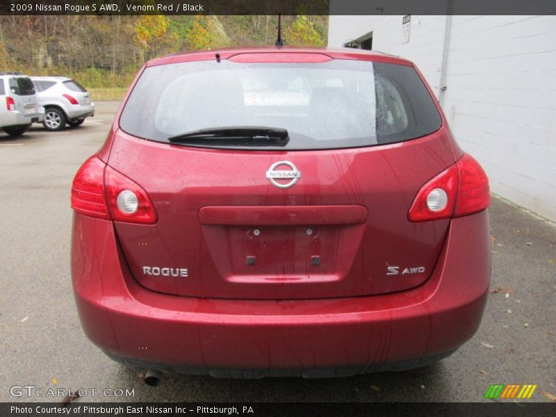 Venom Red / Black 2009 Nissan Rogue S AWD