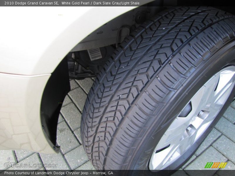 White Gold Pearl / Dark Slate Gray/Light Shale 2010 Dodge Grand Caravan SE