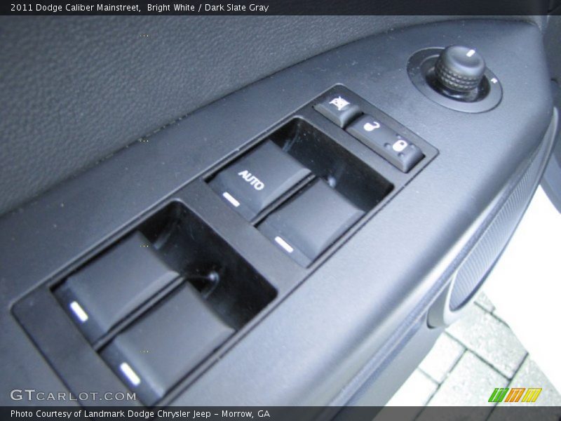Bright White / Dark Slate Gray 2011 Dodge Caliber Mainstreet