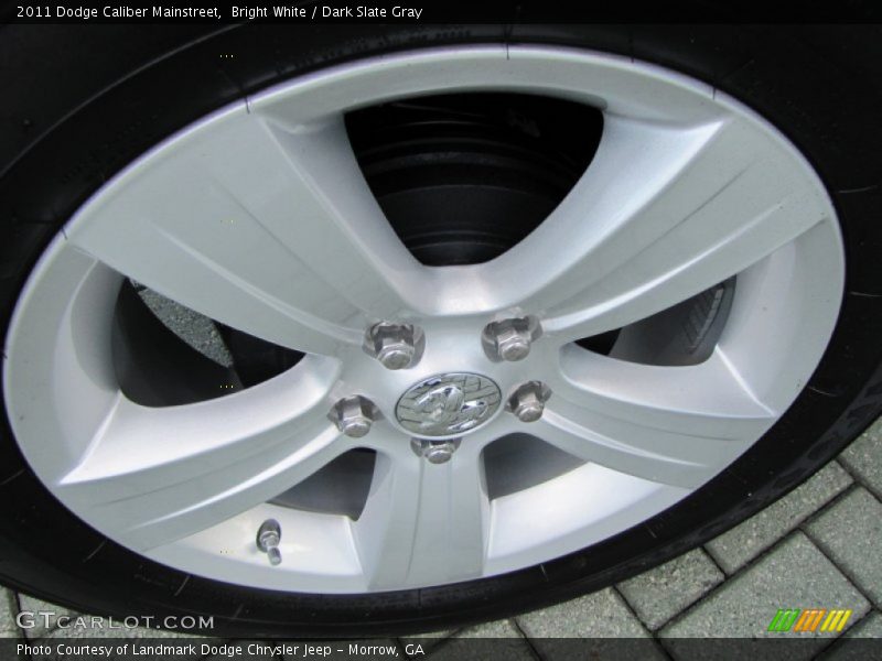 Bright White / Dark Slate Gray 2011 Dodge Caliber Mainstreet