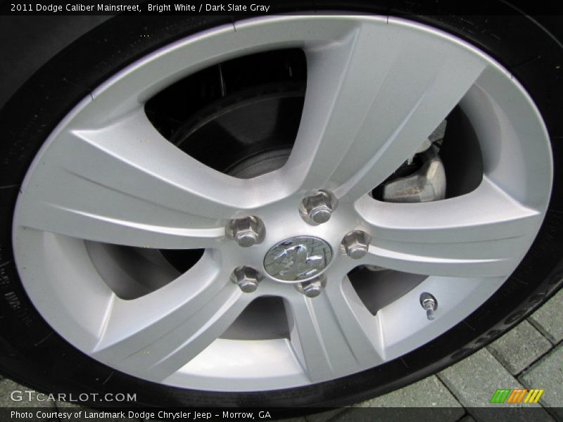 Bright White / Dark Slate Gray 2011 Dodge Caliber Mainstreet