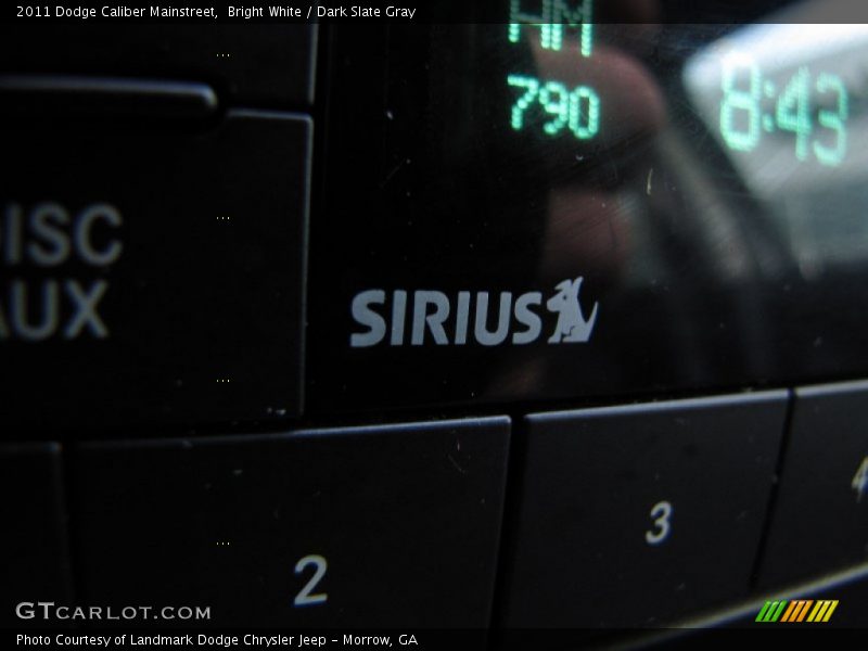 Bright White / Dark Slate Gray 2011 Dodge Caliber Mainstreet