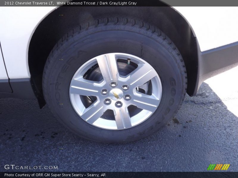 White Diamond Tricoat / Dark Gray/Light Gray 2012 Chevrolet Traverse LT