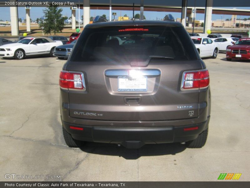 Cocoa / Tan 2008 Saturn Outlook XE
