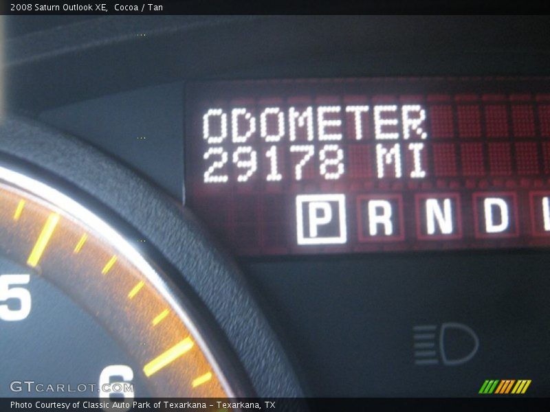 Cocoa / Tan 2008 Saturn Outlook XE