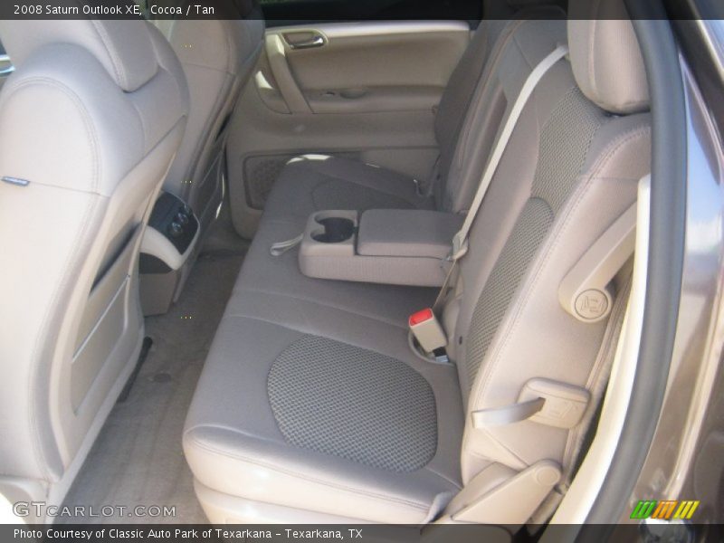 Cocoa / Tan 2008 Saturn Outlook XE