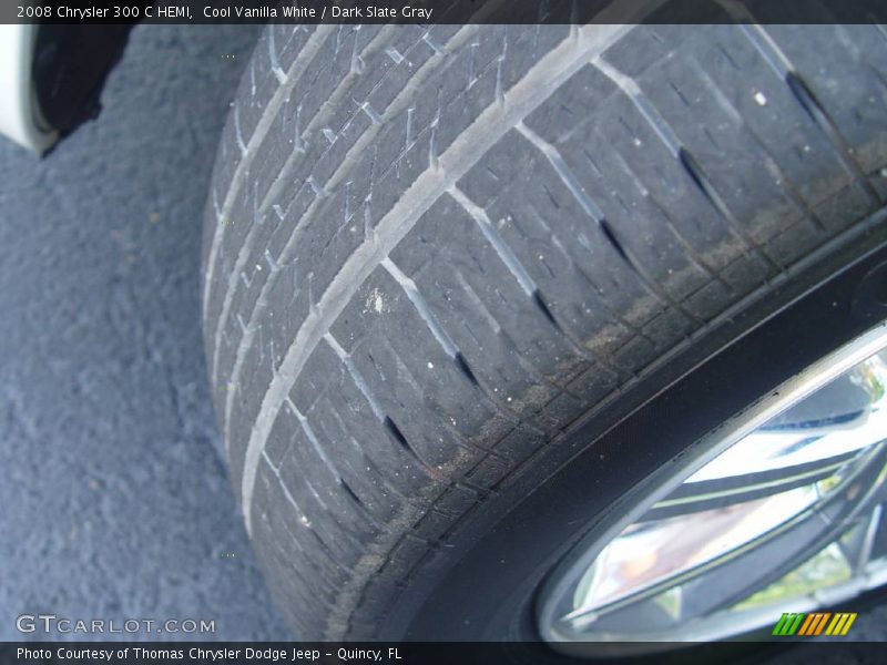 Cool Vanilla White / Dark Slate Gray 2008 Chrysler 300 C HEMI