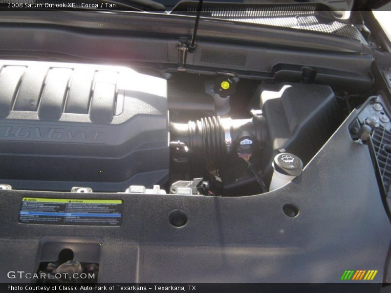 Cocoa / Tan 2008 Saturn Outlook XE