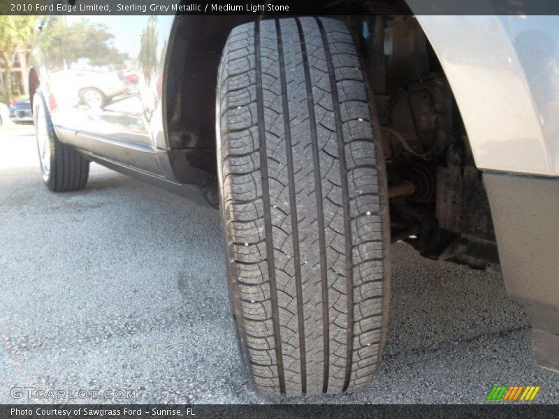 Sterling Grey Metallic / Medium Light Stone 2010 Ford Edge Limited